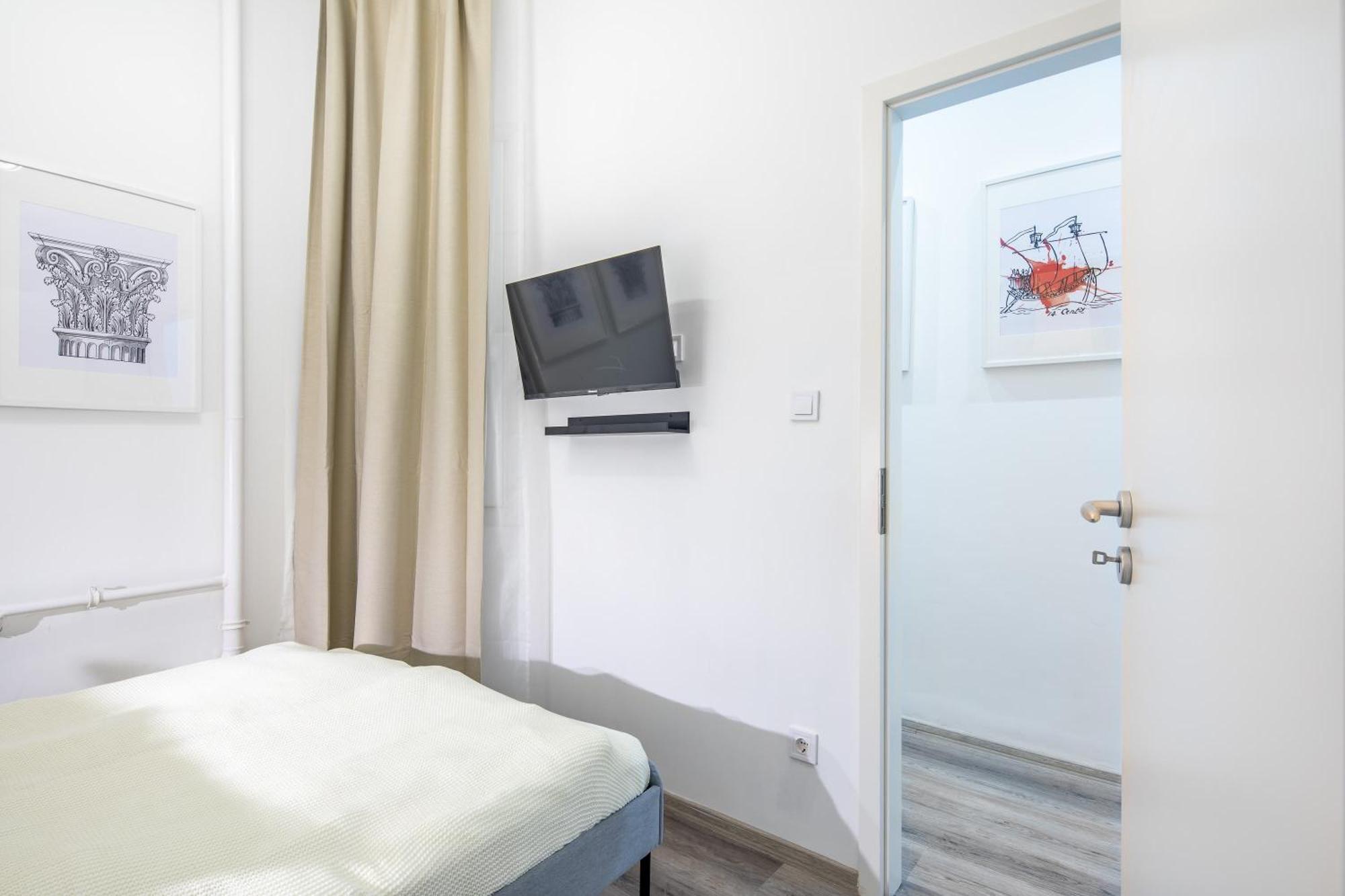 Very Central - Small Studio For Solo Traveller 부다페스트 외부 사진